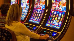 Speed Baccarat card dealing animation on mobile screen